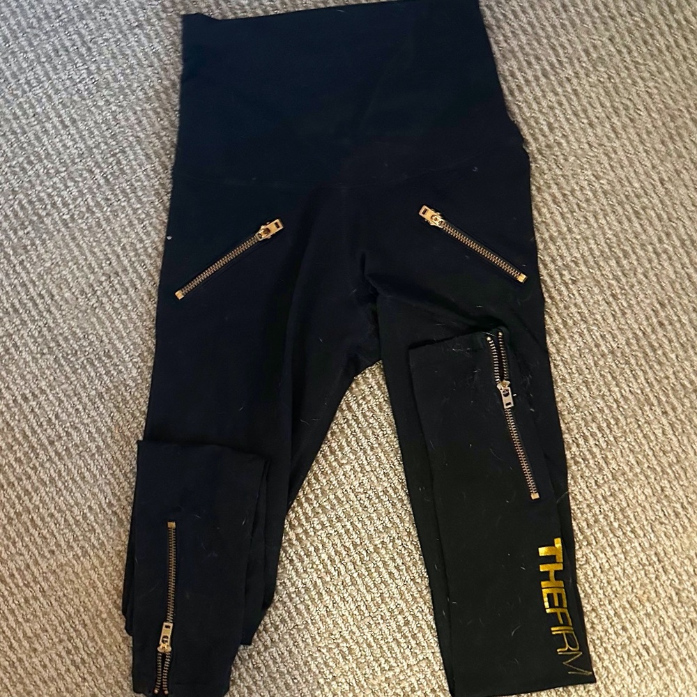 The Firm Leggings (Size Small)